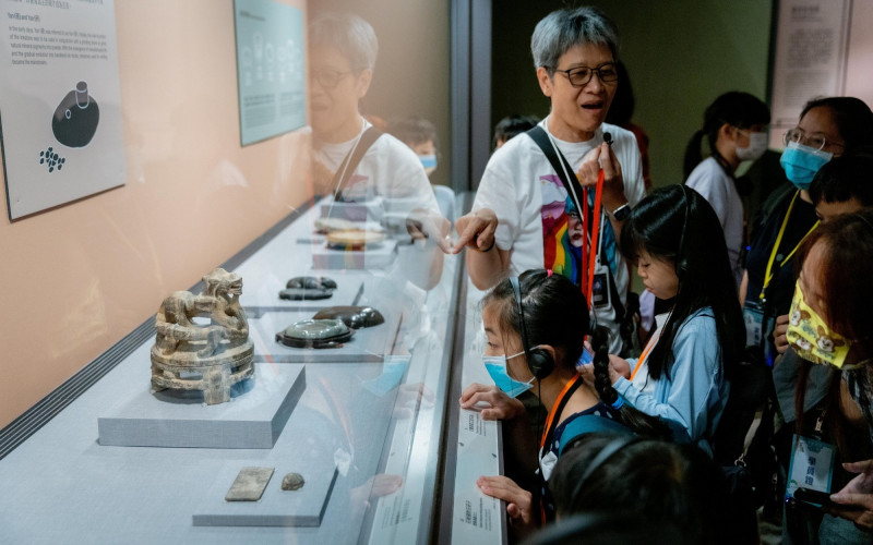 national palace museum guided tours